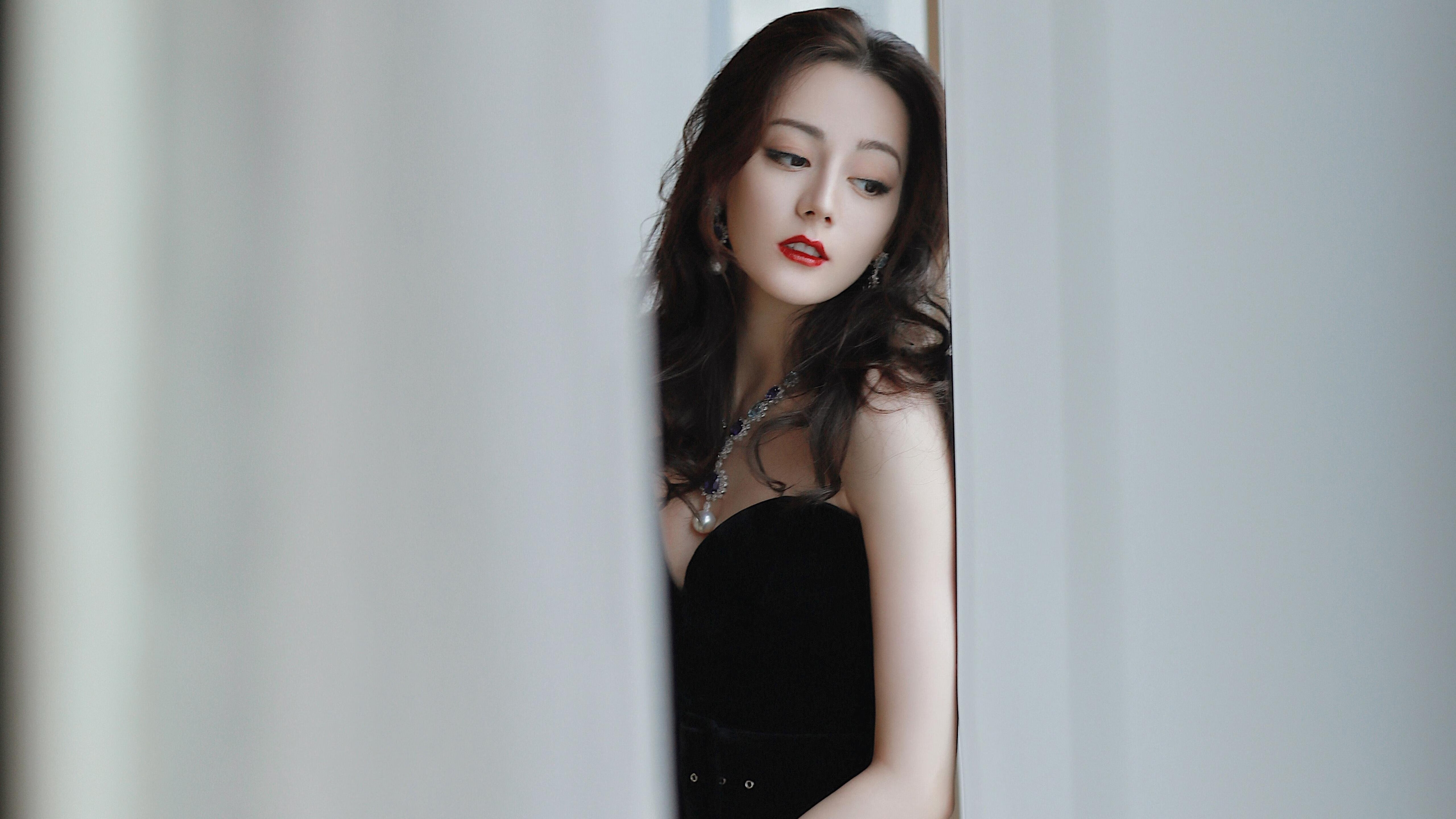 赛季期待:哪些比赛最受球迷关注?,最受欢迎的球队有哪些