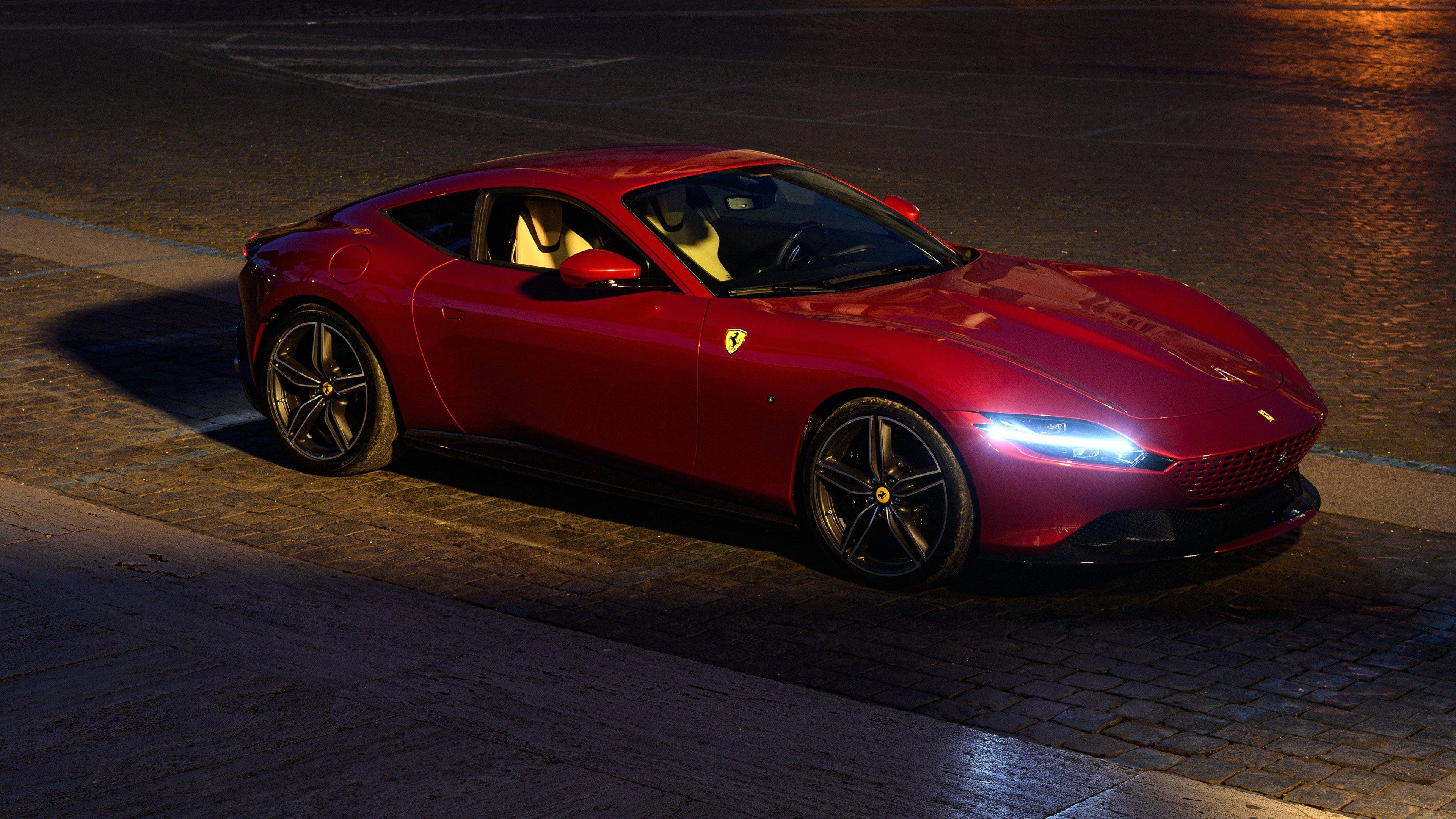 AYX官网-明星运动员公益足球赛促进社区融合，足球公益事业